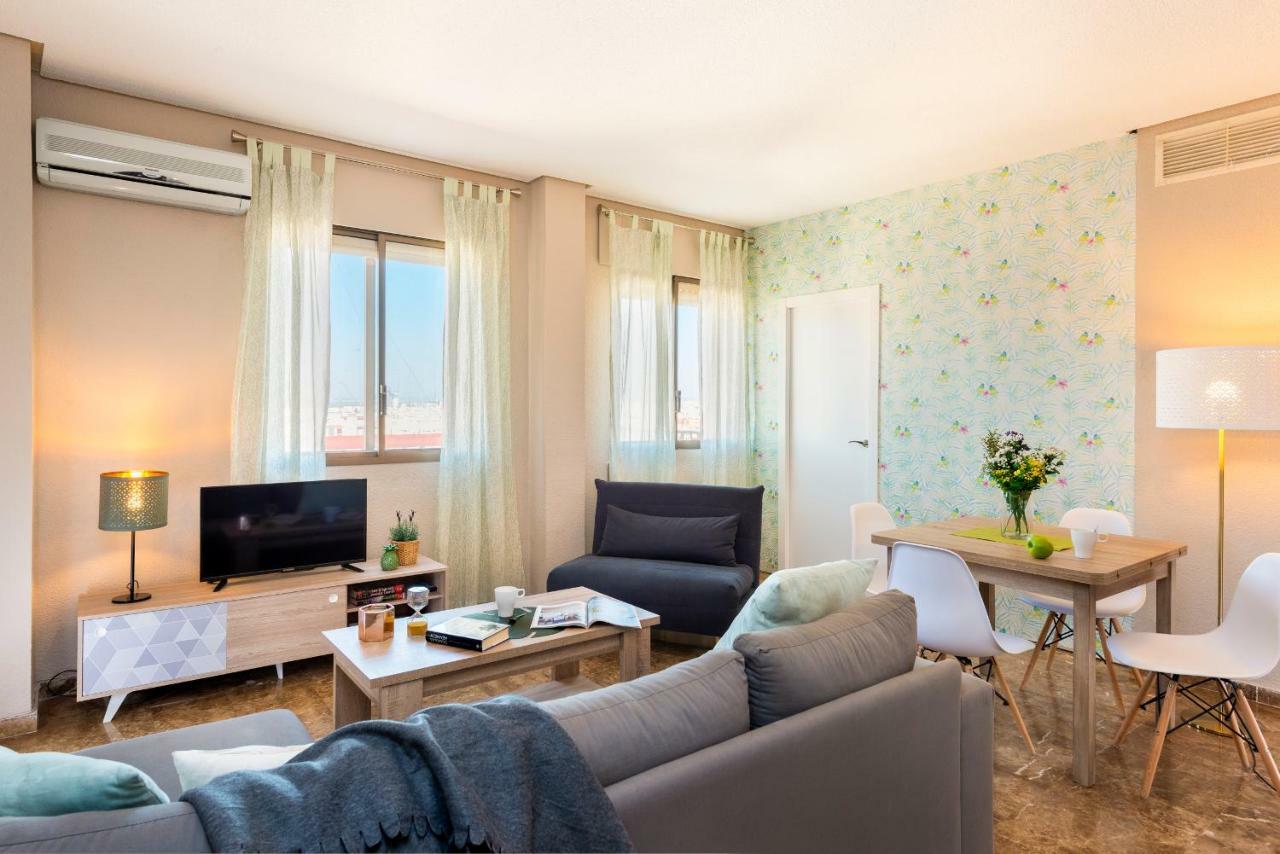 Hsh Suites Republica Sevilla Bagian luar foto